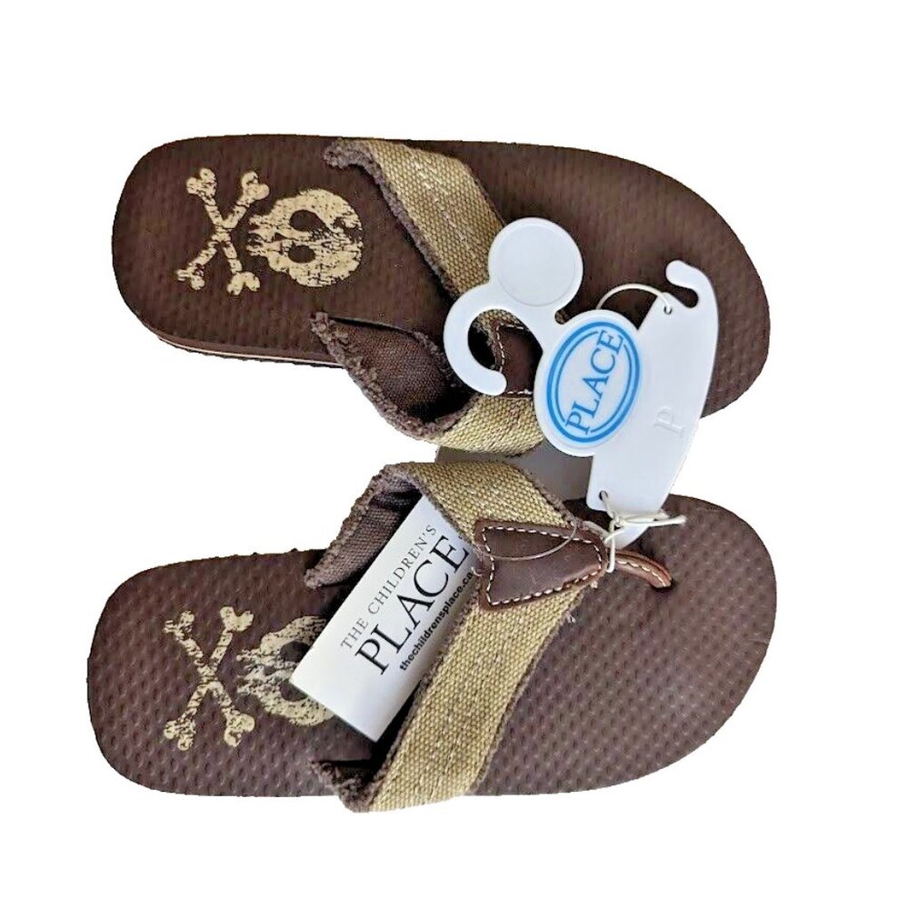 NWT The Children's Place Boys Brown Flip Flop Sandal Skull Slip-On 10-11…